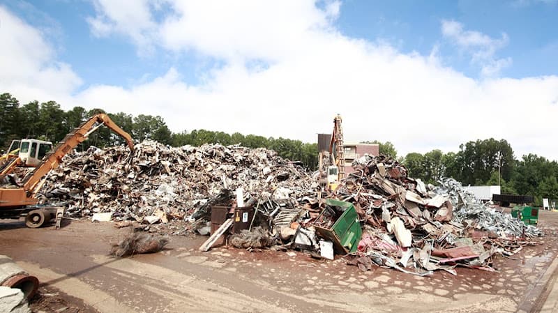 T T & E Iron & Metal Inc Recycling center at 1529 W Garner Rd